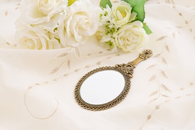 お金の悩みは「心の鏡」