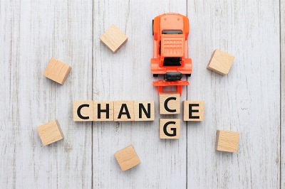 1年で変わる?自動売買 EA